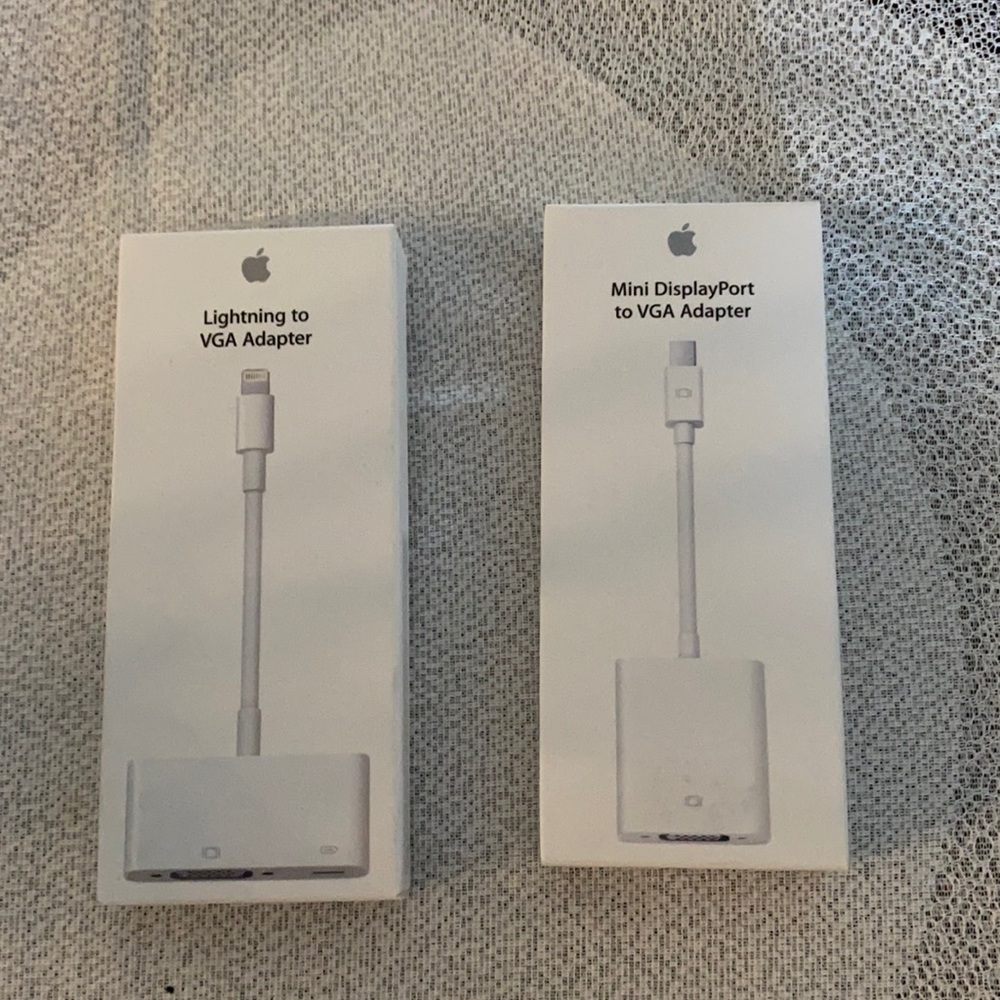 Lightning to VGA adapter